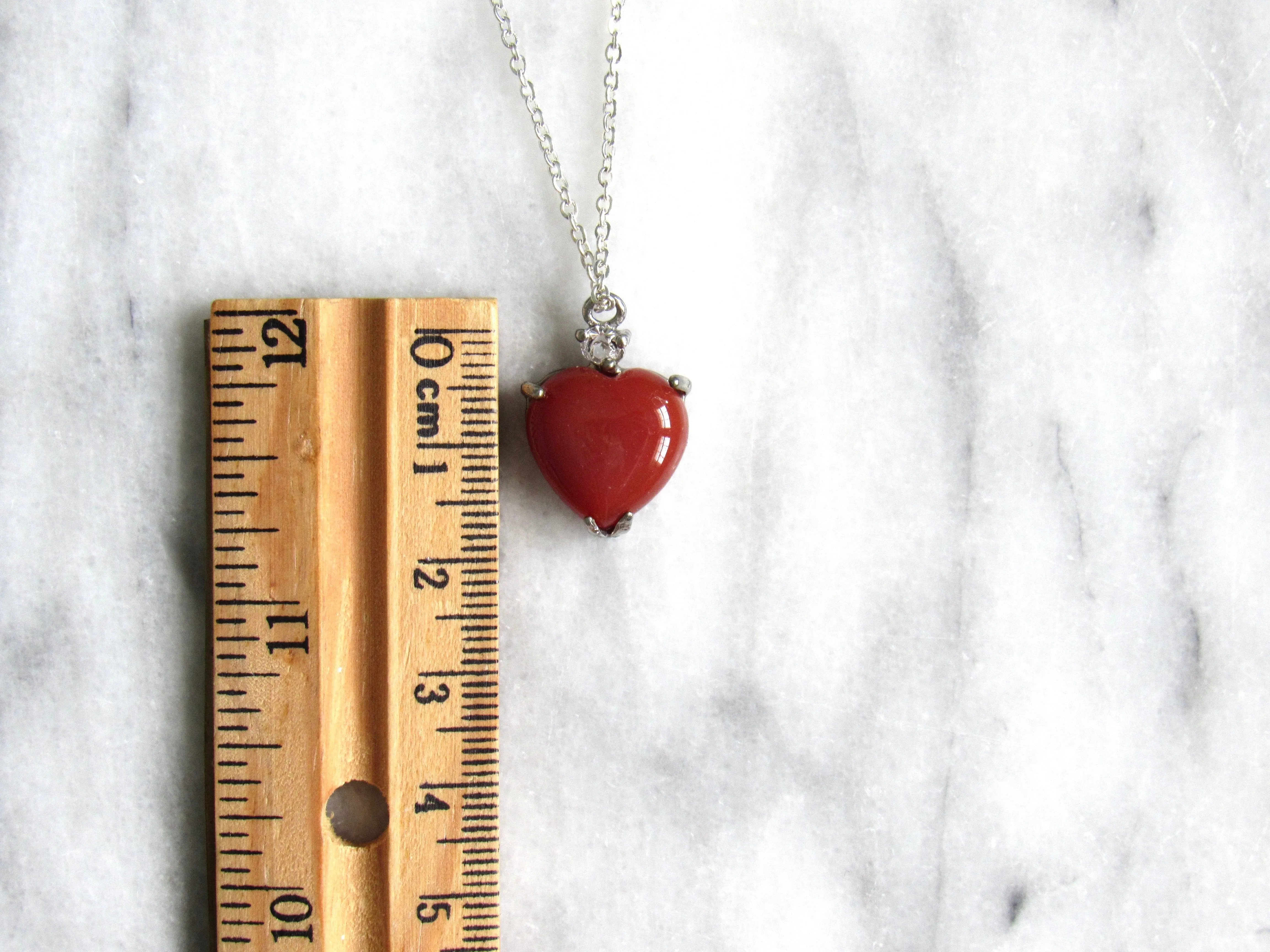 Twinkling Carnelian Agate Heart Necklaces