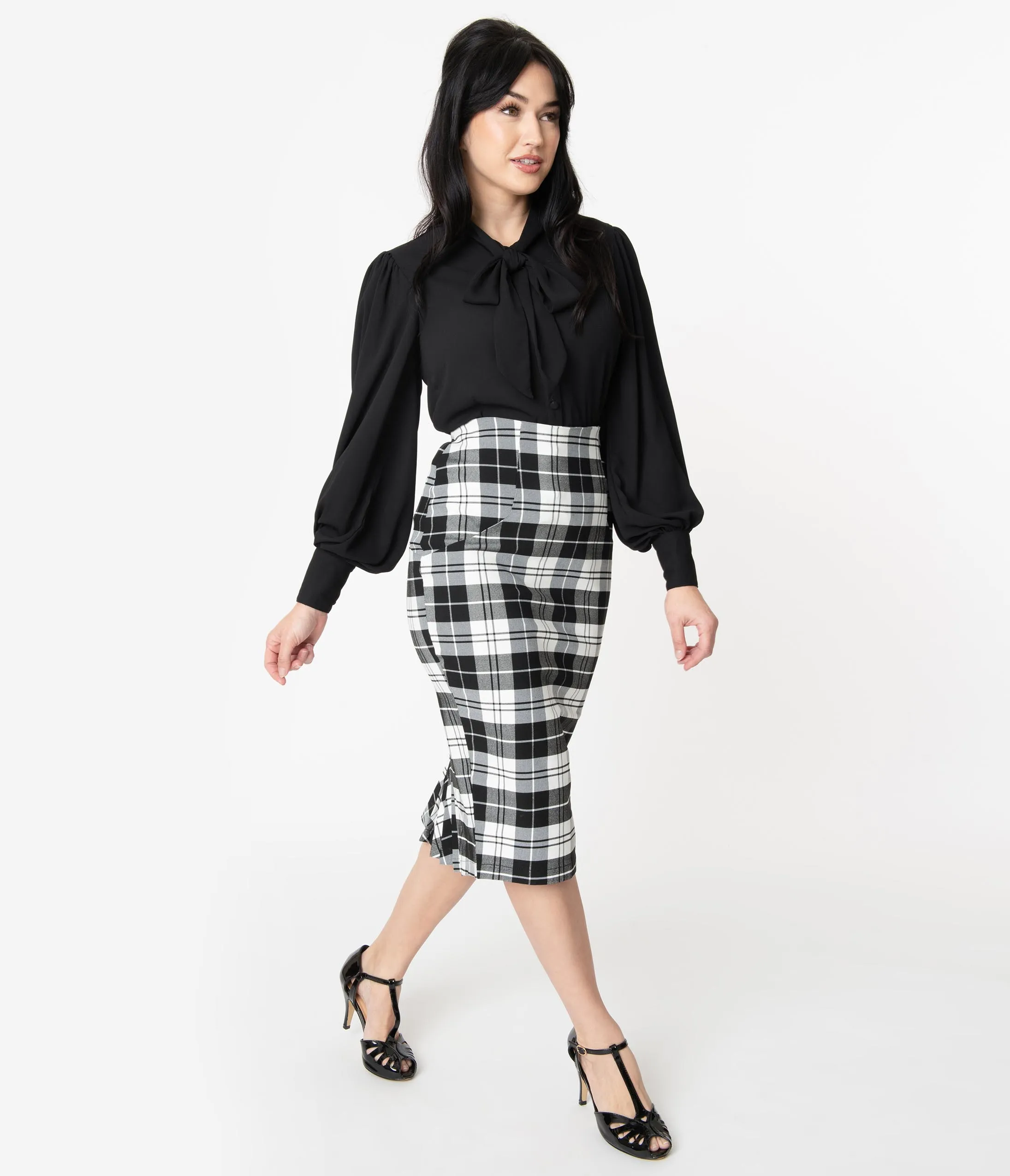 Unique Vintage Black & White Plaid Tracy Wiggle Skirt